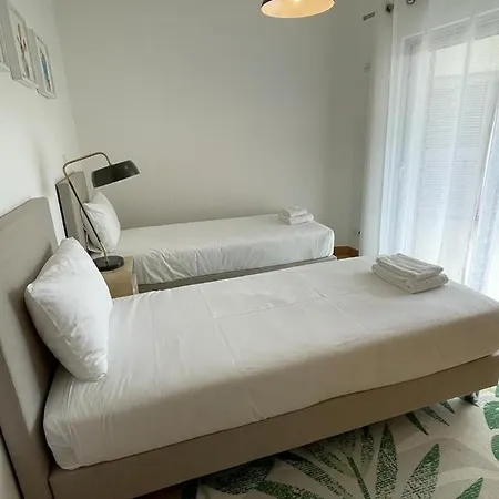 Apartment Flor Do Galvao Lagos