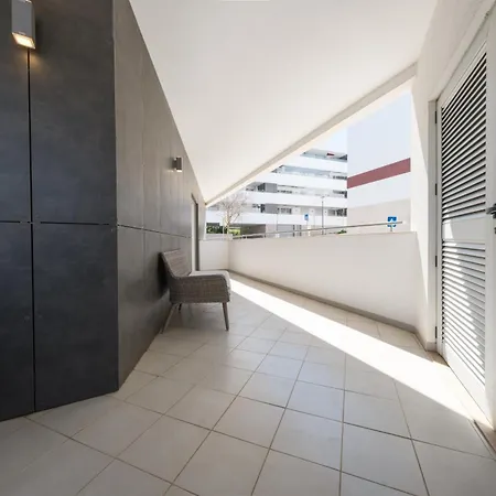 Apartment Flor Do Galvao Lagos