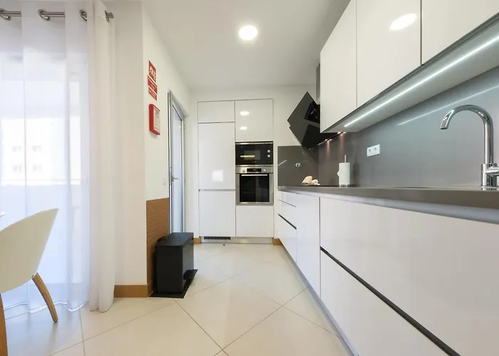 Flor Do Galvao ラゴス